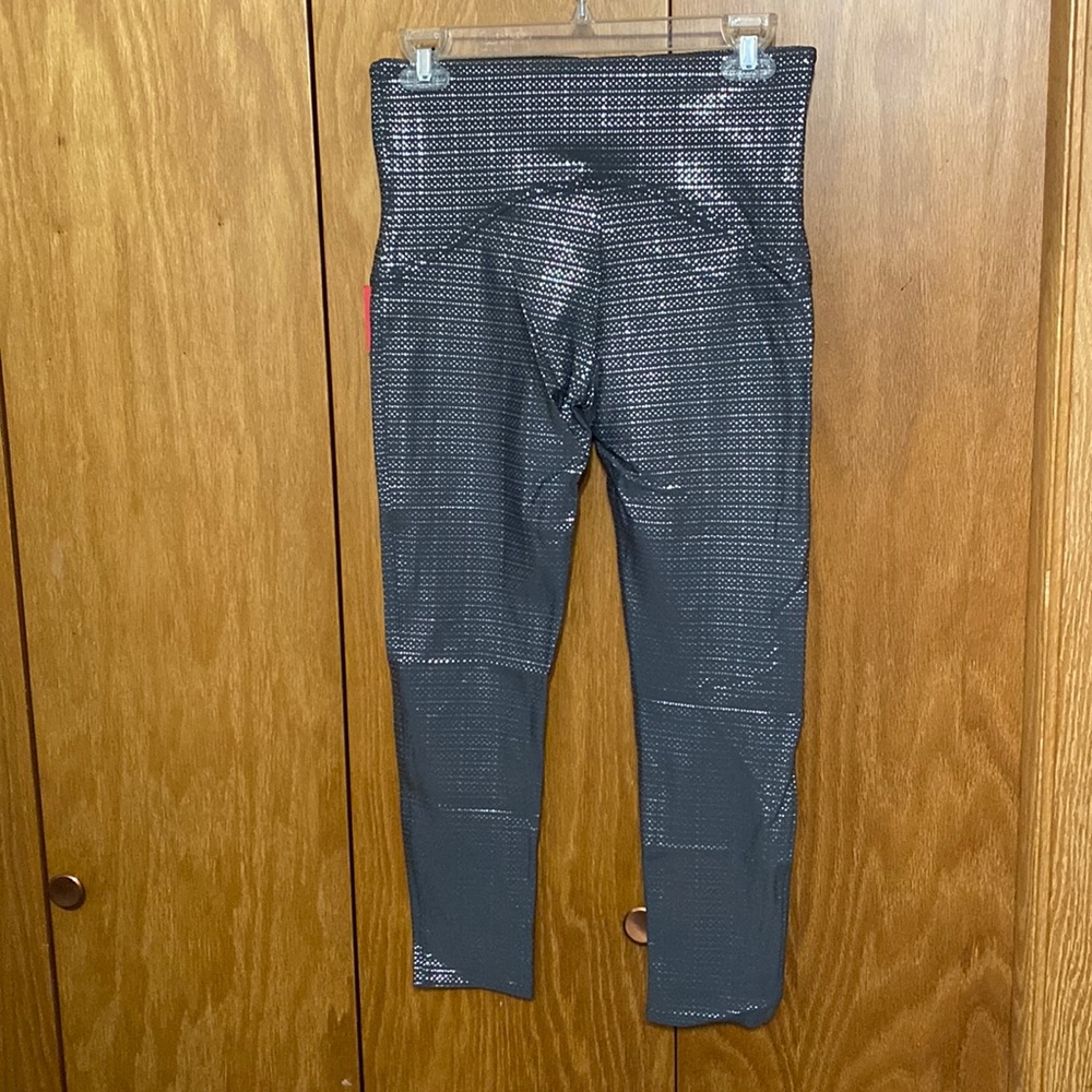 NWT Grey and Silver Spanx 7/8 leggings